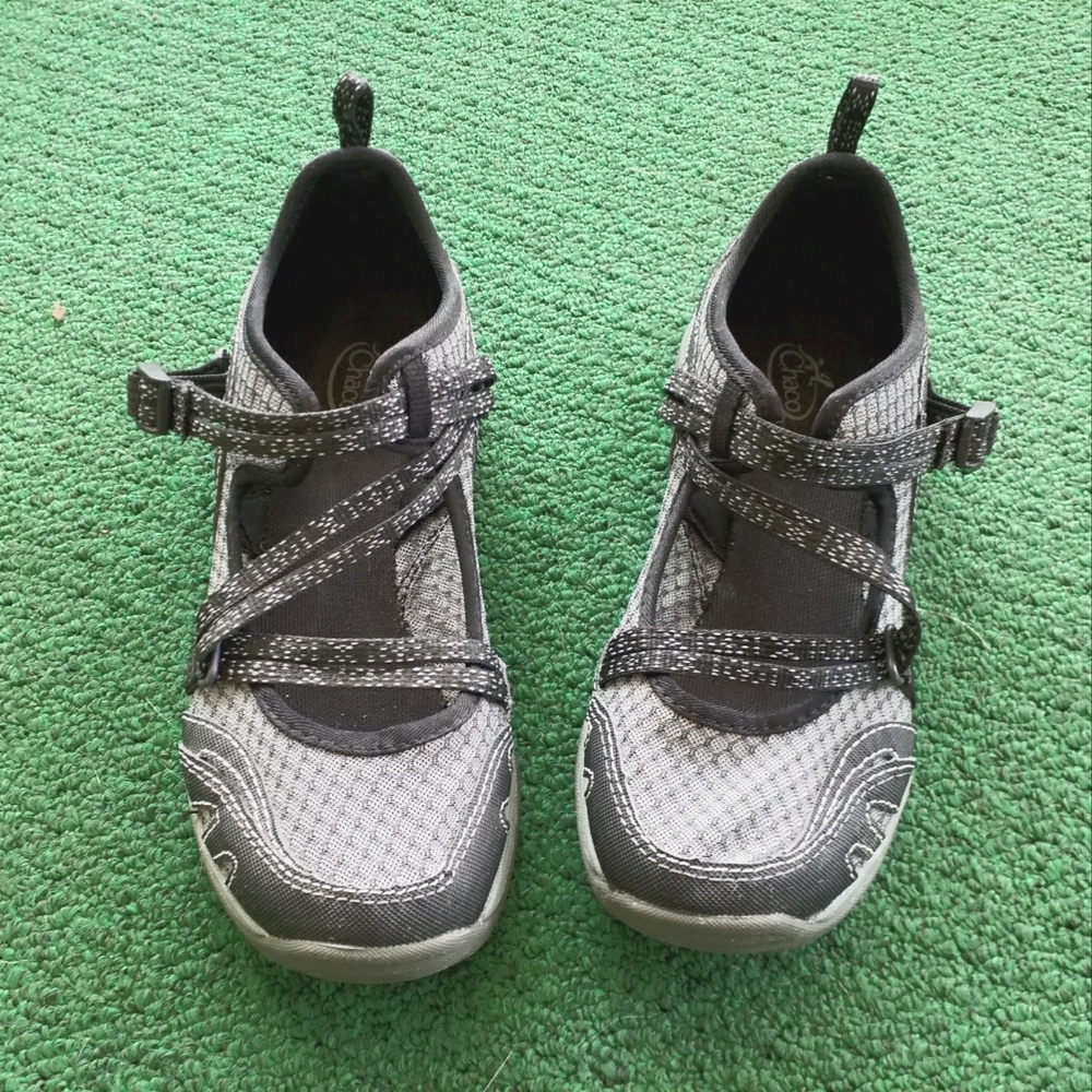 Chaco Women's 7 Outcross Evo MJ Hiking Walking Shoe